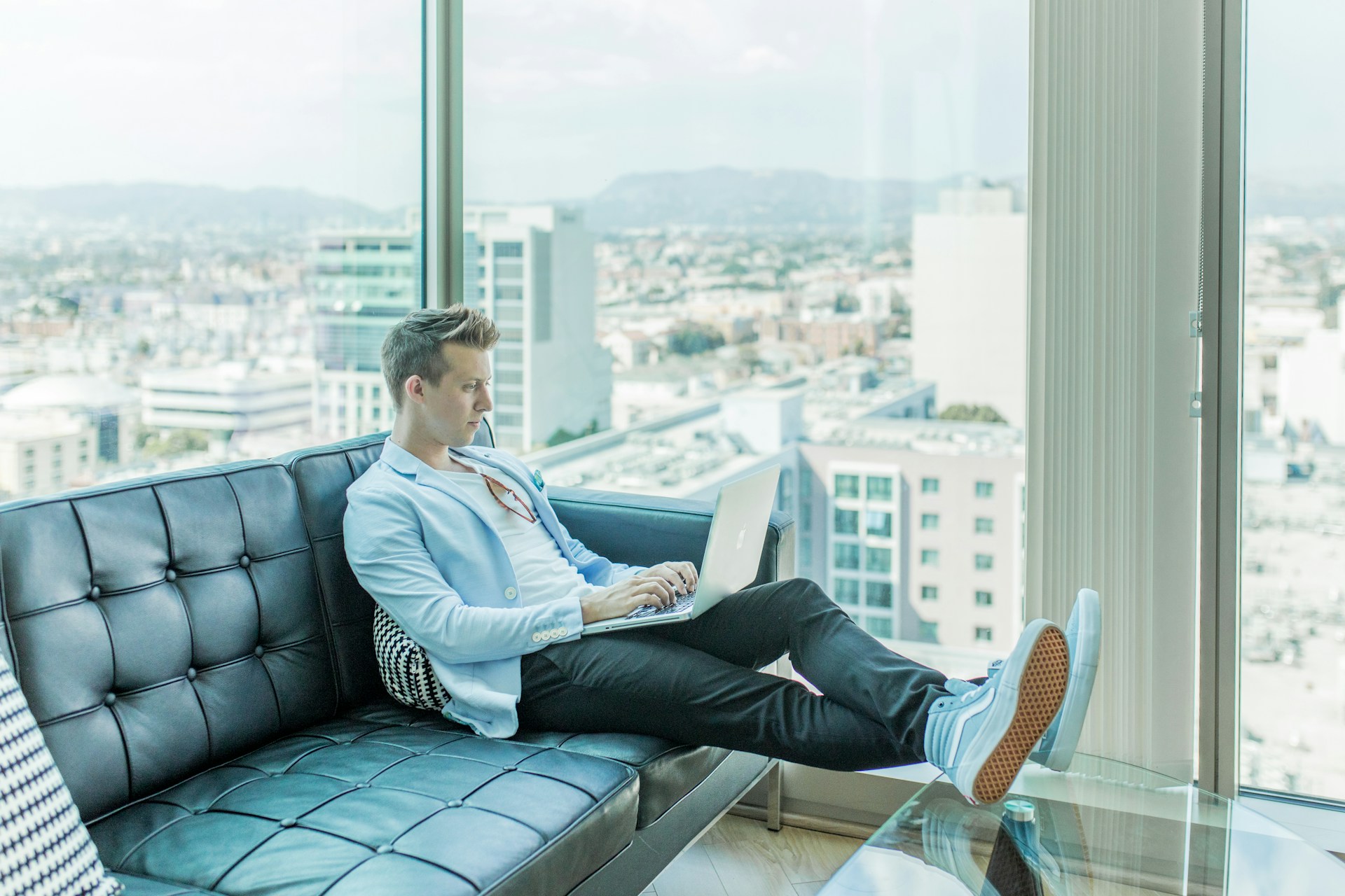 Why Nearshoring is Overtaking Offshoring